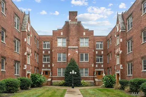 4101 Magnolia Ave #206, Saint Louis, MO 63110