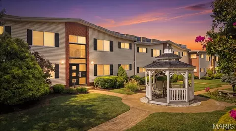 109 E Washington Ave #1N, Saint Louis, MO 63122
