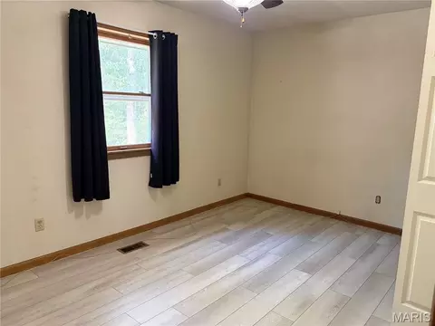 Bedroom - 145 County Road 5170, Salem, MO 65560 photo 4 of 5