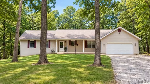 9 Nottingham Ct, Marthasville, MO 63357