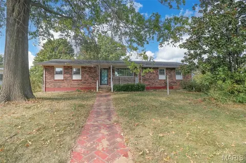 103 S Roosevelt St, Desloge, MO 63601