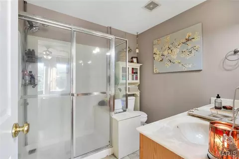 Bath - 247 Centerfield Dr, O'fallon, MO 63366 photo 1 of 2