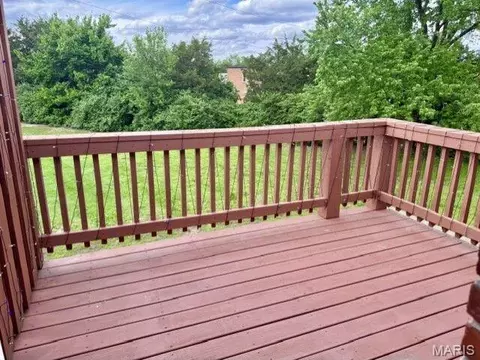Exterior - 611 Thunderbird Ct, Chesterfield, MO 63017 photo 1 of 2