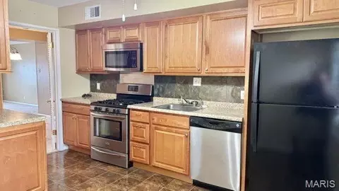 Other - 611 Thunderbird Ct, Chesterfield, MO 63017 photo 3 of 13