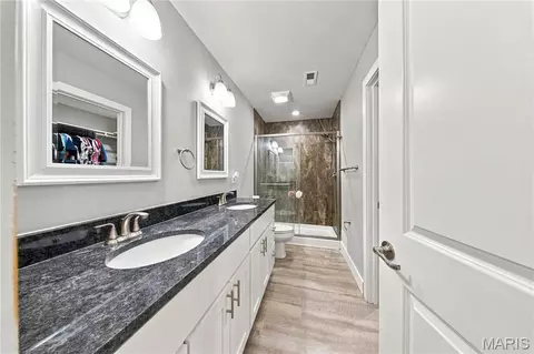 Bath - 12337 Weatherby Ct, Rolla, MO 65401 photo 1 of 2