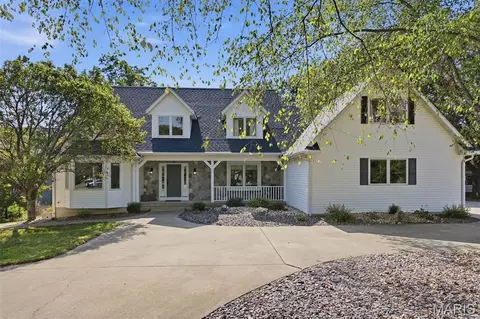 9 Denzel Dr, Greenville, IL 62246