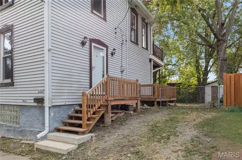 Exterior - 5129 S Compton Ave, Saint Louis, MO 63111 photo 4 of 9