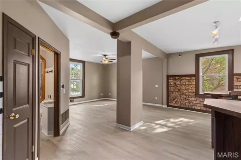 Entry Way - 5129 S Compton Ave, Saint Louis, MO 63111 photo 6 of 12