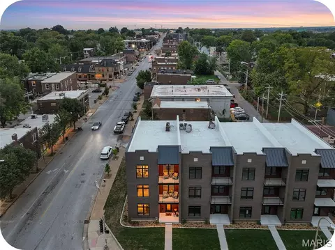 4302 Arsenal St, Saint Louis, MO 63116