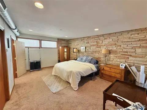 Bedroom - 800 E 10th St, Salem, MO 65560 photo 2 of 4