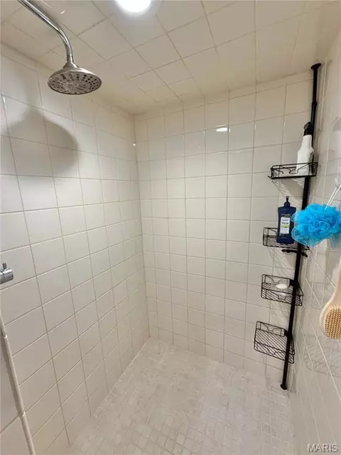 Bath - 800 E 10th St, Salem, MO 65560 photo 6 of 9