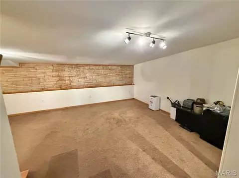 Living - 800 E 10th St, Salem, MO 65560 photo 3 of 3