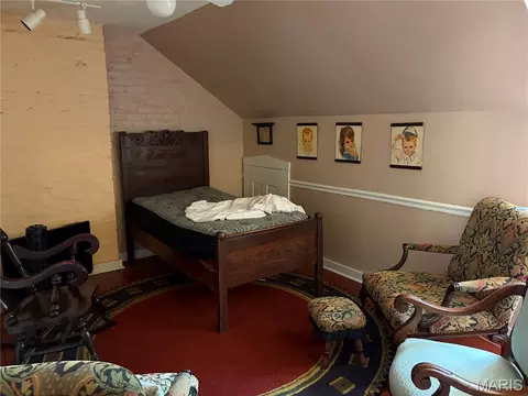 Bedroom - 126 W 2nd St, Hermann, MO 65041 photo 13 of 13