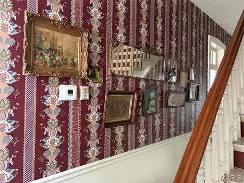 Entry Way - 126 W 2nd St, Hermann, MO 65041 photo 2 of 8