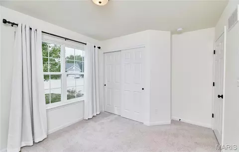 Bedroom - 526 Brookside Forest Ct, O'fallon, MO 63366 photo 7 of 9