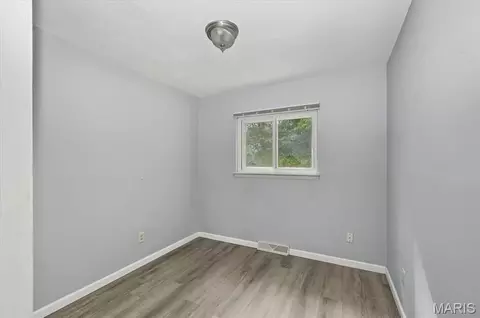 Bedroom - 220 Ruggles Rd, Ferguson, MO 63135 photo 10 of 11
