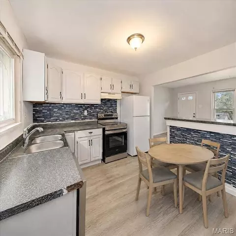 Kitchen - 220 Ruggles Rd, Ferguson, MO 63135 photo 2 of 4