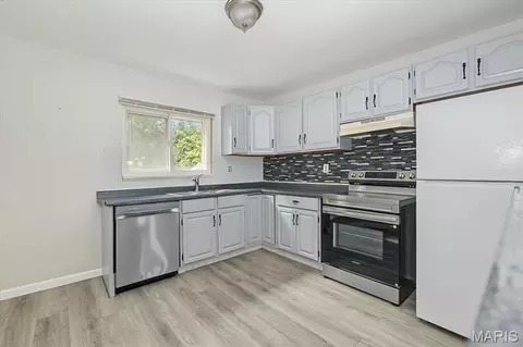 Kitchen - 220 Ruggles Rd, Ferguson, MO 63135 photo 1 of 4
