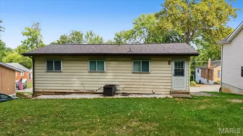 Exterior - 220 Ruggles Rd, Ferguson, MO 63135 photo 2 of 3