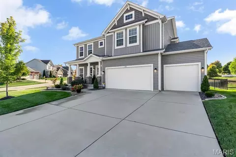 901 Ellis Park Dr, Wentzville, MO 63385