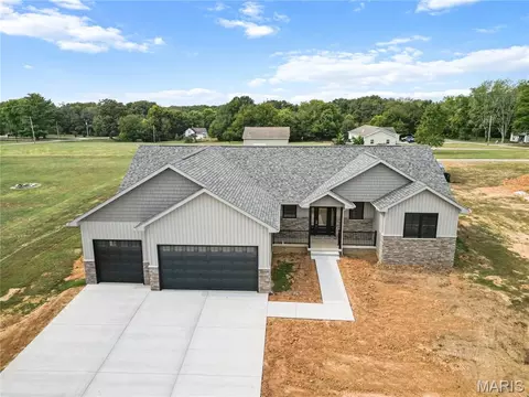 306 West St, Taylor Springs, IL 62089