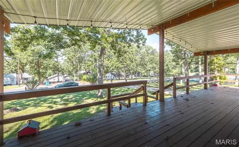 Exterior - 777 Squaw Rd, Cuba, MO 65453 photo 2 of 11