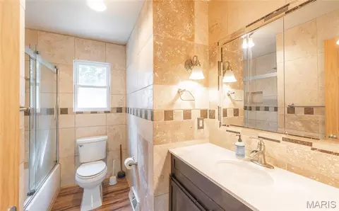 Bath - 777 Squaw Rd, Cuba, MO 65453 photo 1 of 3