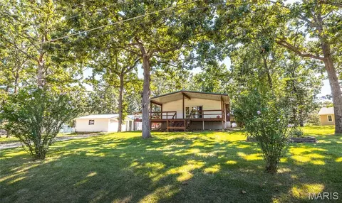 Exterior - 777 Squaw Rd, Cuba, MO 65453 photo 3 of 11