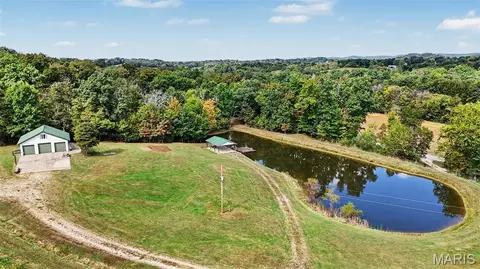 24128 Smith Creek Rd, Warrenton, MO 63383