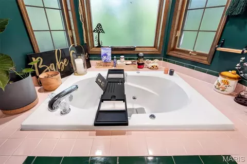 Bath - 7836 Borman Rd, Barnhart, MO 63012 photo 2 of 5