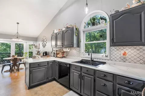 Kitchen - 7836 Borman Rd, Barnhart, MO 63012 photo 2 of 3