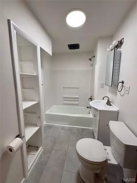 Bath - 201 N Cherry St, Mount Olive, IL 62069 photo 1 of 1