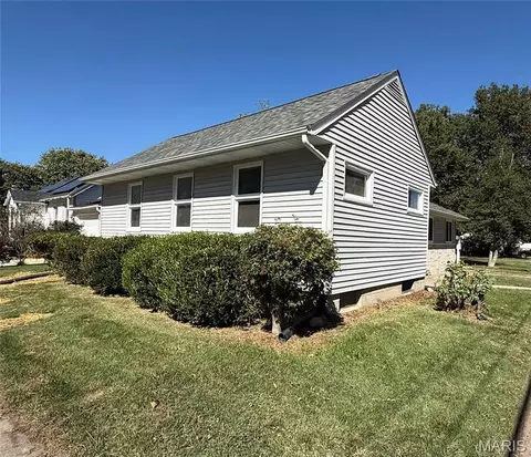 Other - 201 N Cherry St, Mount Olive, IL 62069 photo 7 of 7