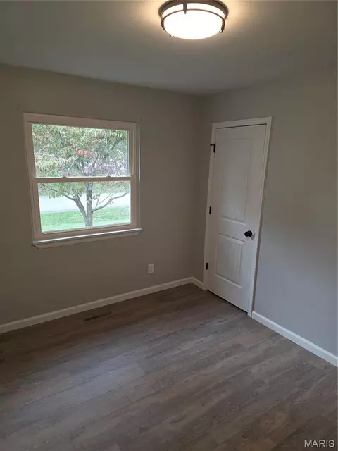 Bedroom - 205 Midland Dr, Wright City, MO 63390 photo 2 of 7