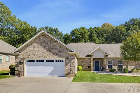 2923 Shadow Wood Ln, Cape Girardeau, MO 63701