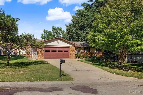 1808 Evondale Dr, Cape Girardeau, MO 63701