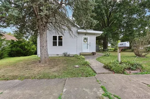 404 E 2nd South St, Mount Olive, IL 62069