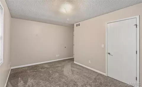 Bedroom - 22885 Hickerson Dr, Saint Robert, MO 65584 photo 2 of 6