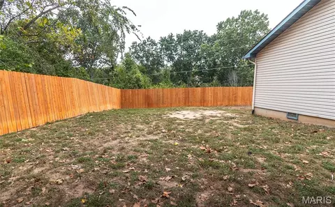 Exterior - 22885 Hickerson Dr, Saint Robert, MO 65584 photo 6 of 6