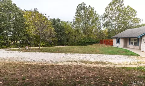 Exterior - 22885 Hickerson Dr, Saint Robert, MO 65584 photo 2 of 6