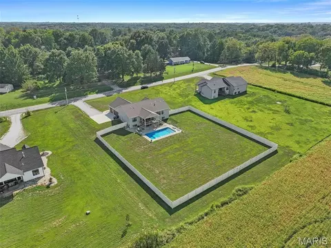 View/Area - 8357 Maple Grove Rd, Troy, IL 62294 photo 1 of 6