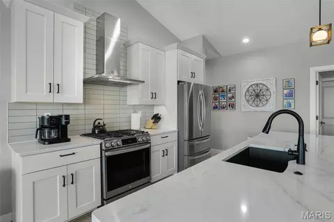 Kitchen - 8357 Maple Grove Rd, Troy, IL 62294 photo 2 of 4