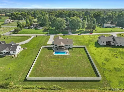 View/Area - 8357 Maple Grove Rd, Troy, IL 62294 photo 6 of 6