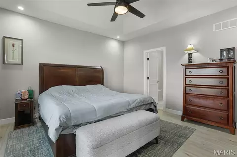 Bedroom - 8357 Maple Grove Rd, Troy, IL 62294 photo 2 of 5