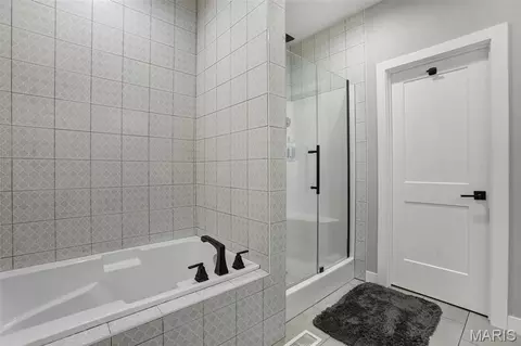 Bath - 8357 Maple Grove Rd, Troy, IL 62294 photo 2 of 5
