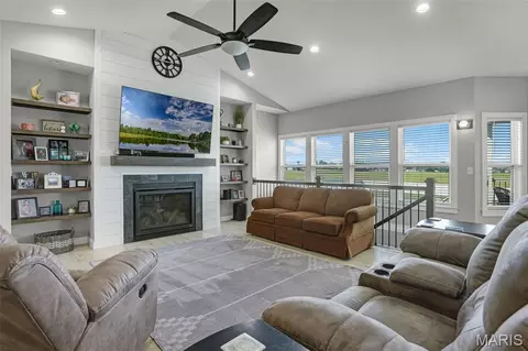Living - 8357 Maple Grove Rd, Troy, IL 62294 photo 1 of 2