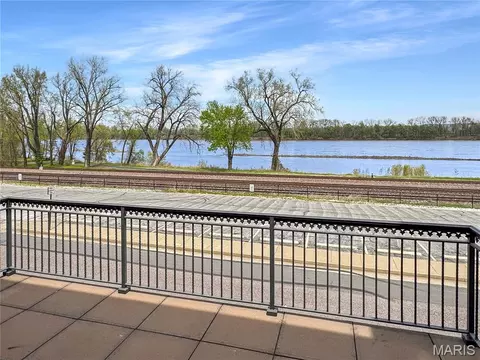 View/Area - 524 W Front St, Washington, MO 63090 photo 1 of 1