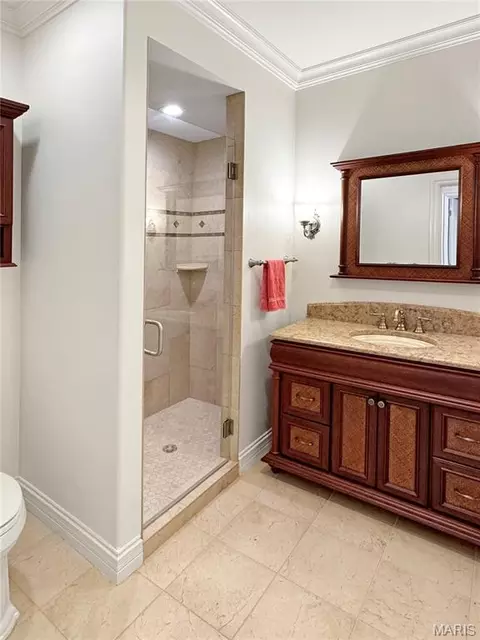 Bath - 524 W Front St, Washington, MO 63090 photo 10 of 10