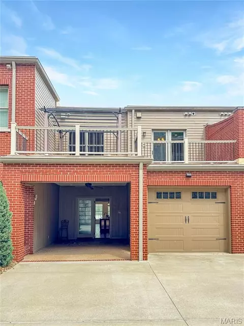 Exterior - 524 W Front St, Washington, MO 63090 photo 6 of 7