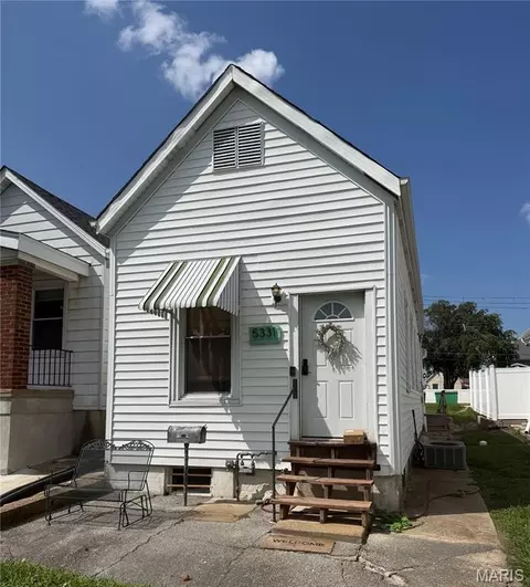 5331 Pattison Ave, Saint Louis, MO 63110